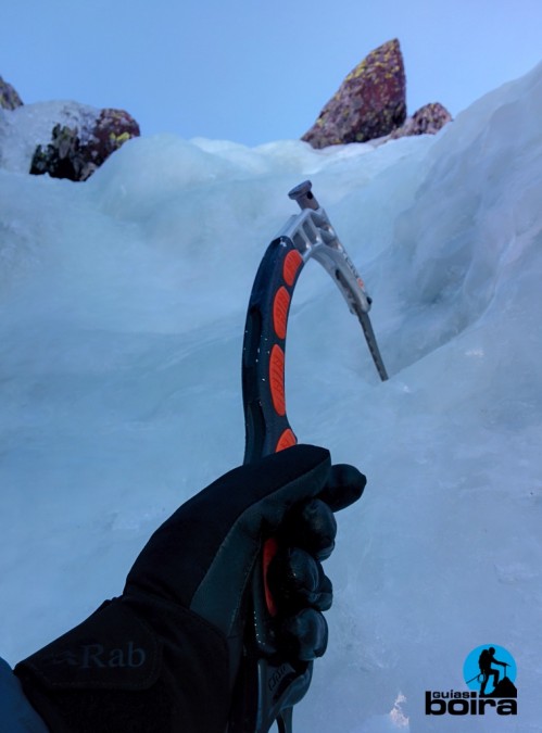 curso-escalada-hielo-pirineos-guias-boira (29)